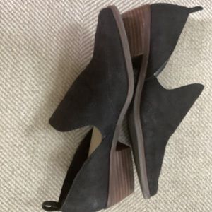 LUCKY BRAND D’Orsay style Mahzan booties. 7.5 M